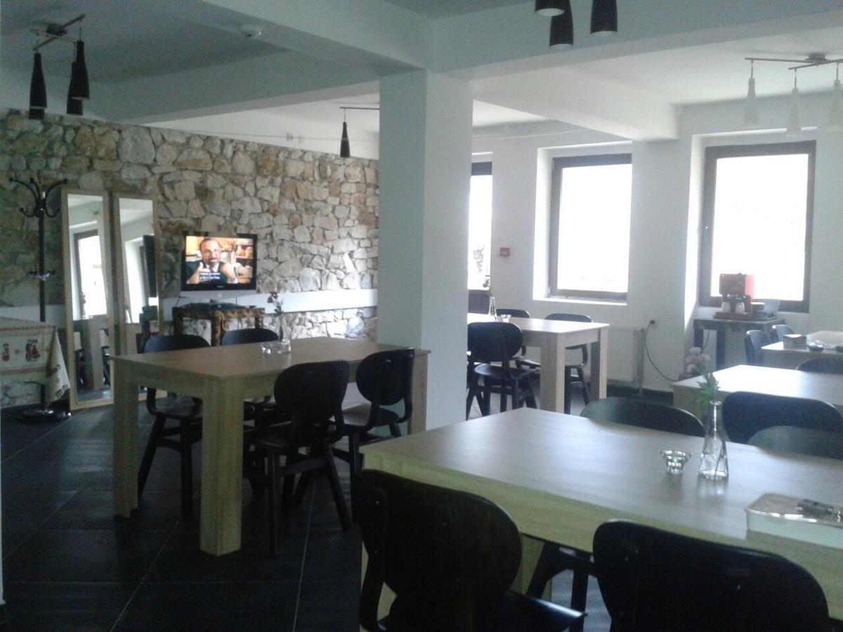 Hotel Hinovi Hvoyna Екстер'єр фото